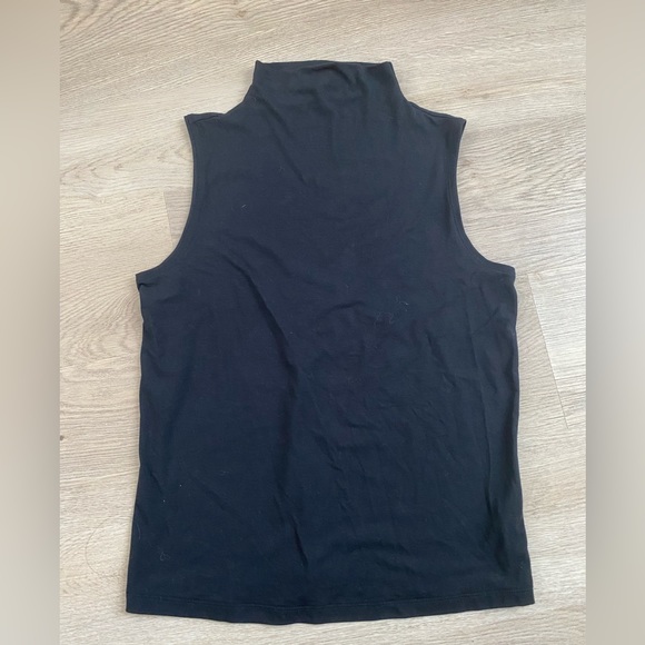 Athleta Outbound Tank - Picture 6 of 7